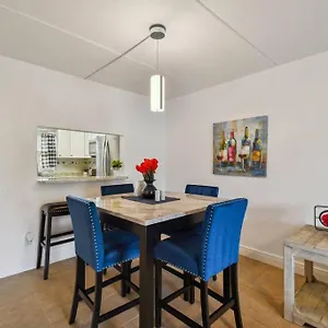  Apartment The Tulip By Dny Prime United States